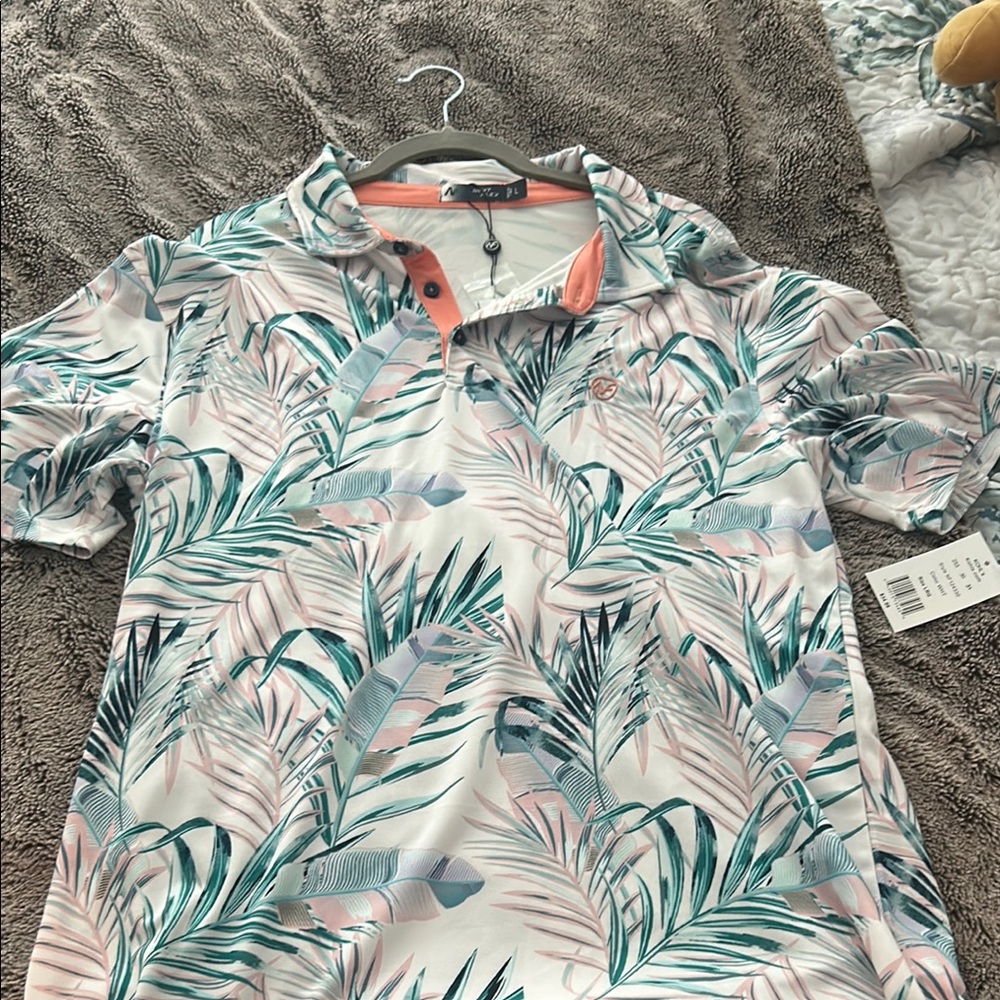 NWT Tropical Leaf Print Casual Button Down Shirt